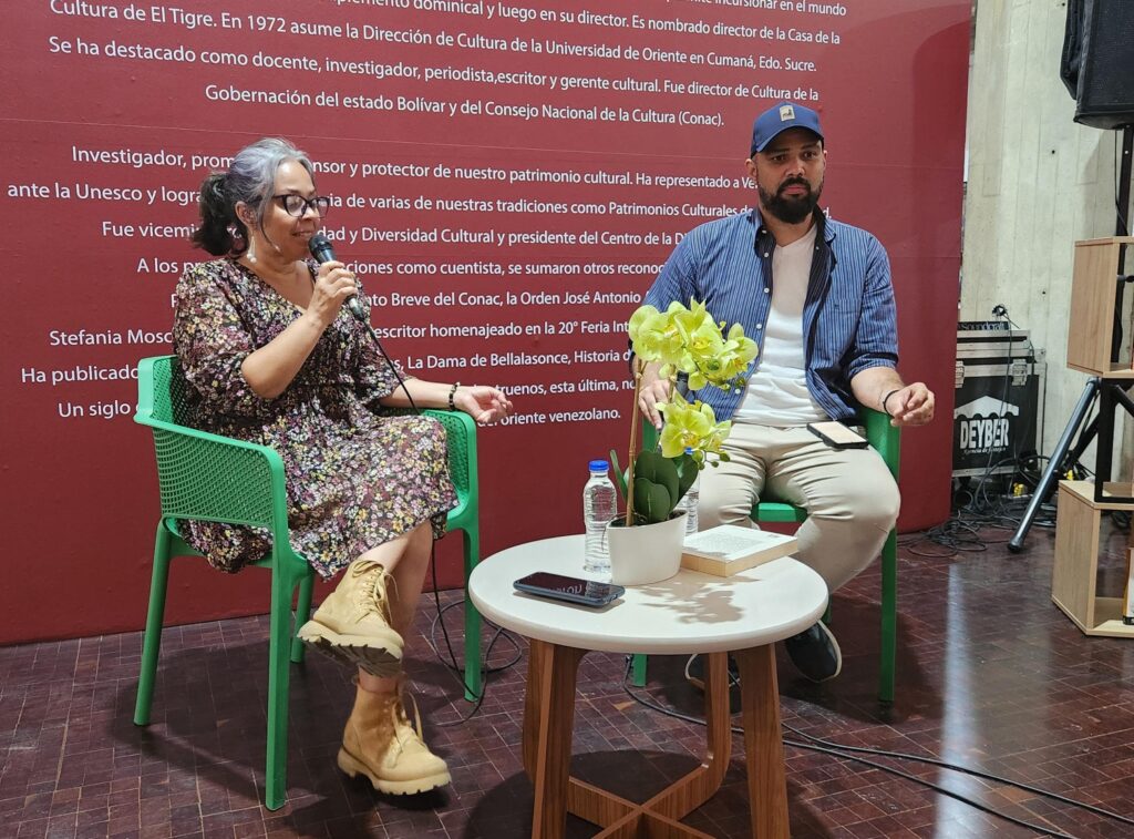 En la sala Benito Yrady de la 15° Feria del Libro de Caracas fue presentado el libro "La Patria por la que se lucha. Maracaibo y su incorporación al proyecto bolivariano", de Ligia Berbesí de Salazar, editado por el Centro de Estudios Simón Bolívar (CESB)