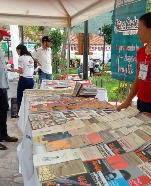 El Centro de Estudios Simón Bolívar (CESB) llevó su producción editorial conformada por 71 títulos a los estados Trujillo y Cojedes, donde se realiza la 20° Feria Internacional del Libro de Venezuela (Filven)